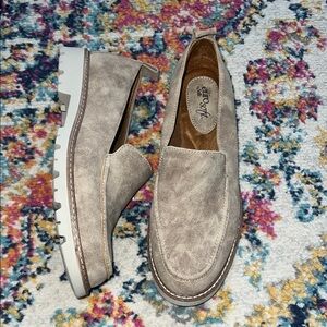 Eurosoft Lindee Beige Slip-On Loafers